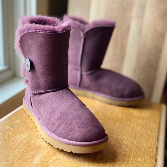 Ugg Purple Bailey Button - Picture 2 of 7